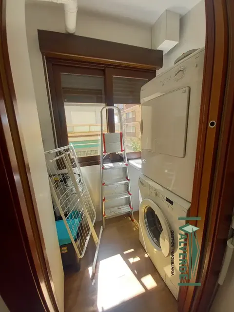 Wohnung 90 m² in Granada
