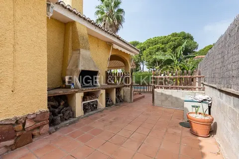 Casa de 250 m² a Nàquera
