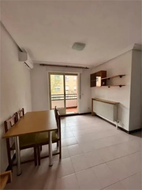 Pis de 47 m² a Salamanca (2/8)