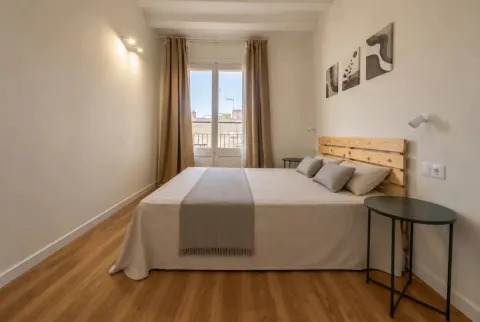 Flat 45 m² in Barcelona (2/10)