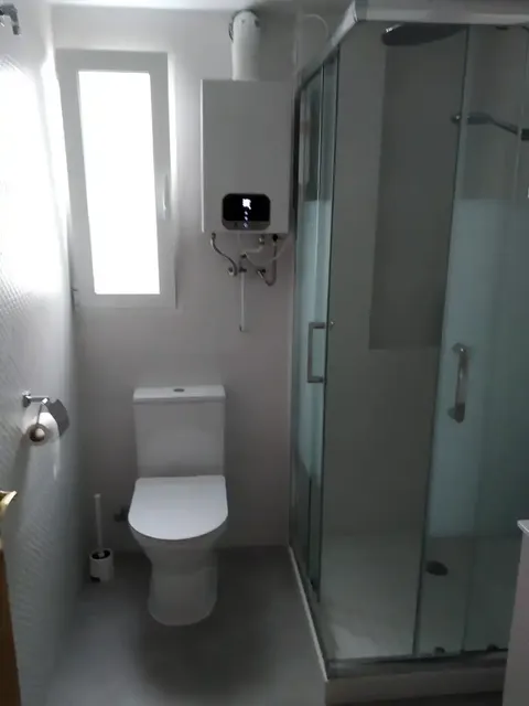 Habitació de lloguer, Burjassot