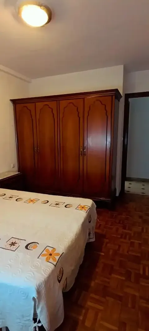 Wohnung 109 m² in Santiago de Compostela