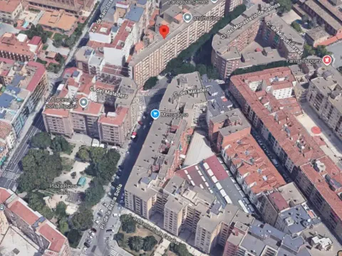 Piso de 93 m² en Zaragoza