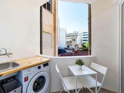 Habitació de lloguer, Torrevella