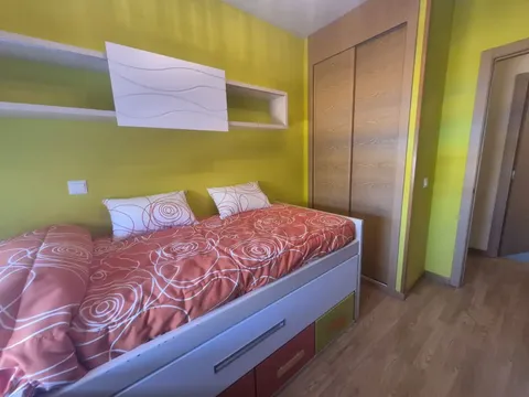 Pis de 95 m² a Àvila