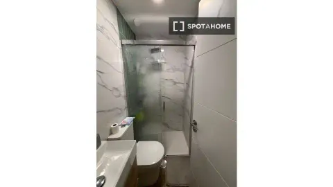 Zimmer zur Miete, Madrid (3/10)
