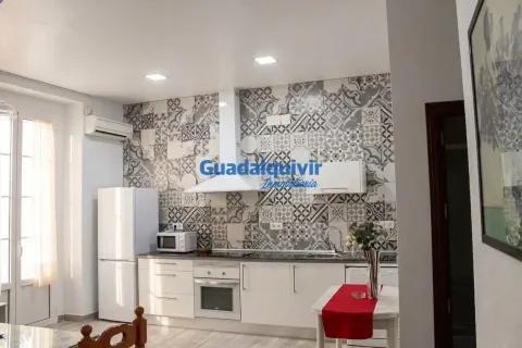 Wohnung 76 m² in Sevilla