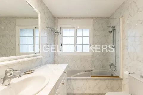 Haus 150 m² in Castelldefels