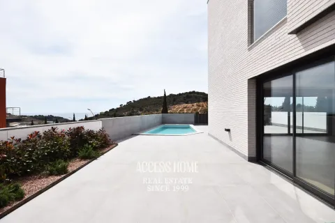 House 364 m² in Tiana (2/53)