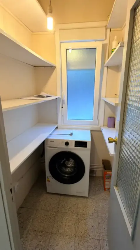 Piso de 65 m² en Sarria