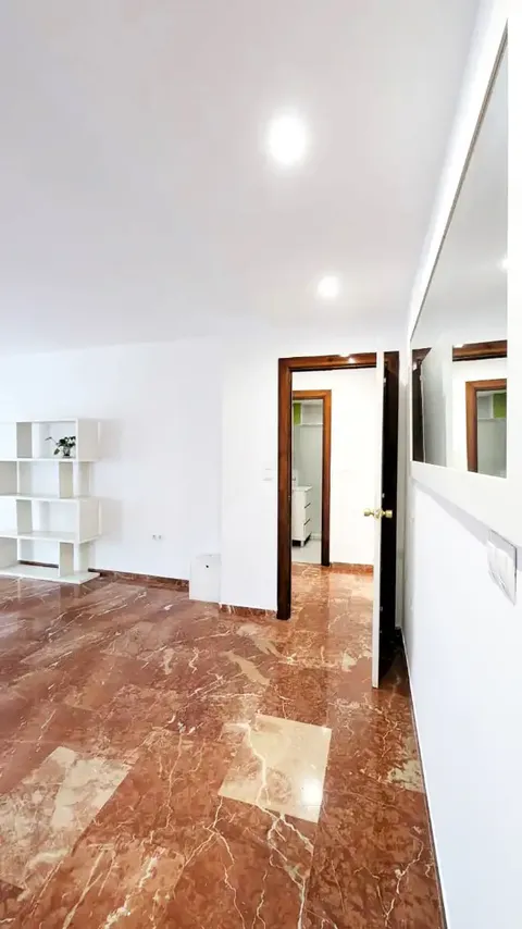 Wohnung 150 m² in Granada