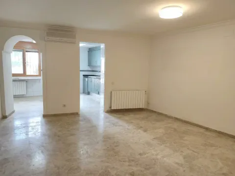 Haus 134 m² in Cornellà de Llobregat