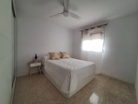 Pis de 100 m² a La Línea de la Concepción