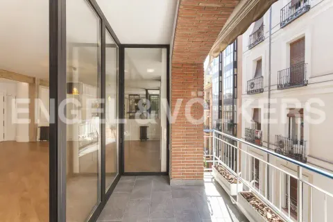 Квартира 150 м² в Мадриде (3/40)