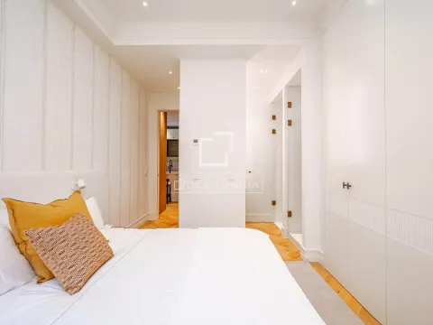 Wohnung 113 m² in Madrid