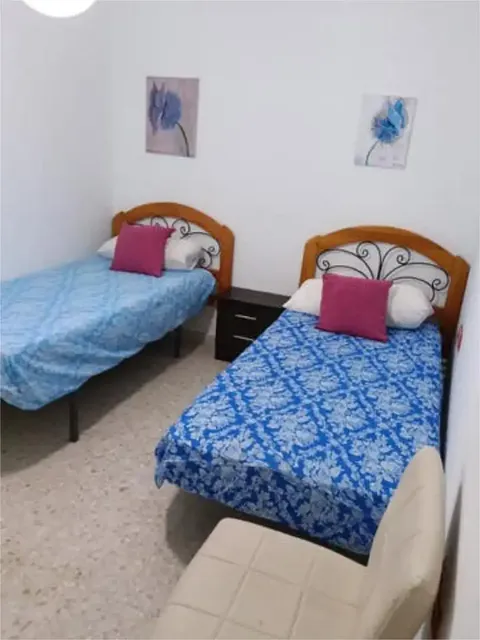 House 100 m² in Guillena (2/7)