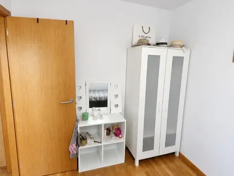 Pis de 70 m² a Ares