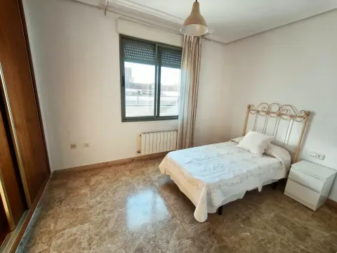 Wohnung 110 m² in Albacete