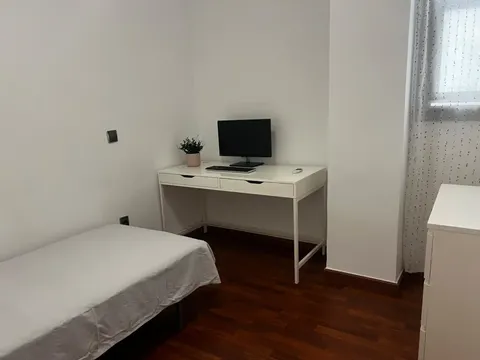 Pis de 91 m² a València