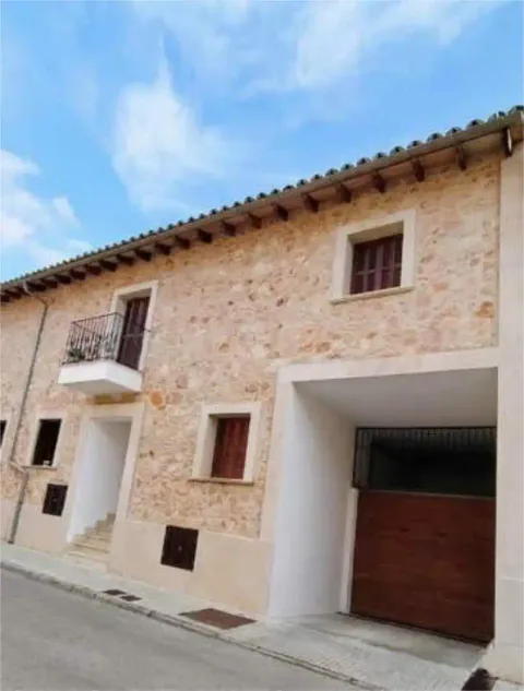 Maison 290 m² à Consell (2/9)