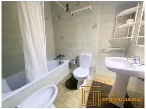 Pis de 110 m² a Cádiz