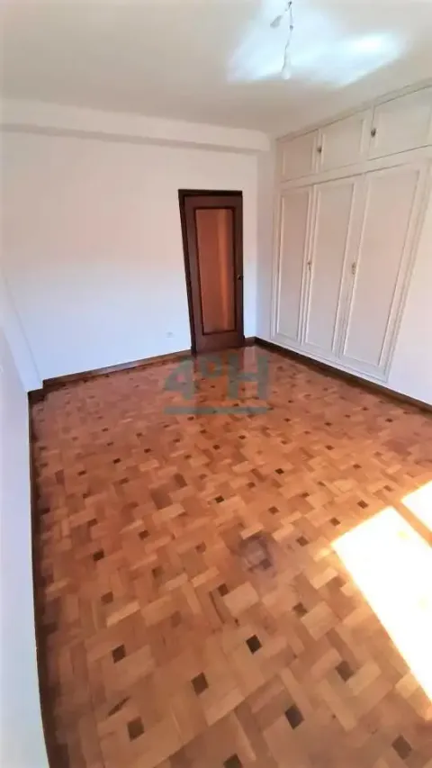 Appartement 194 m² à Ourense
