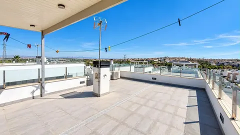 Casa de 150 m² a Oriola