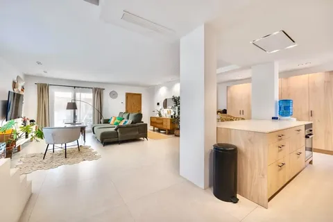 Casa de 360 m² a Torrevella