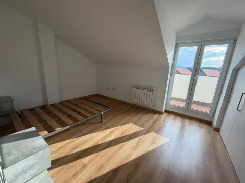 Piso de 100 m² en Meruelo