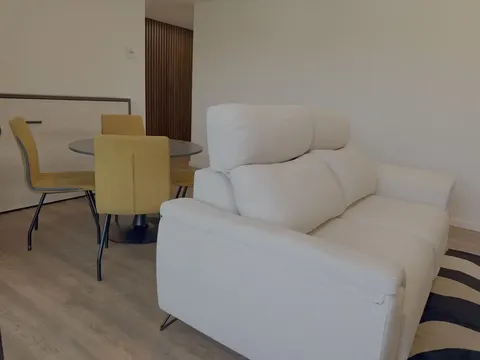 Habitació de lloguer, Ames
