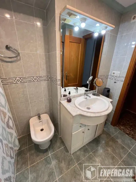 Wohnung 102 m² in Valencia