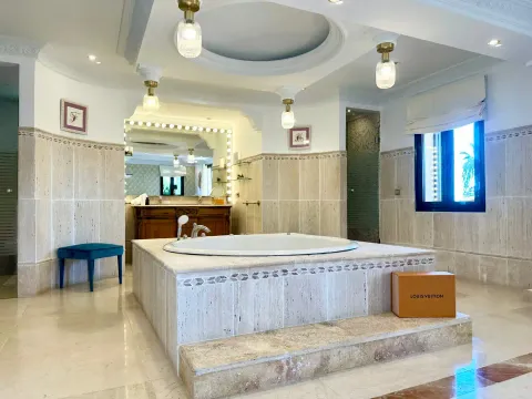 Casa 1500 m² a Marbella