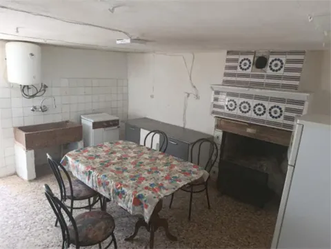 Casa 100 m² a Huete (3/9)