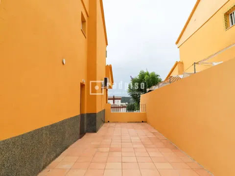 Дом 176 м² в Montserrat