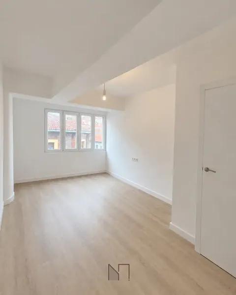 Pis de 80 m² a Avilés