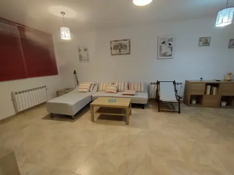 Pis de 85 m² a Santa Magdalena de Polpís