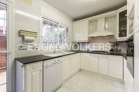 Haus 150 m² in Castelldefels