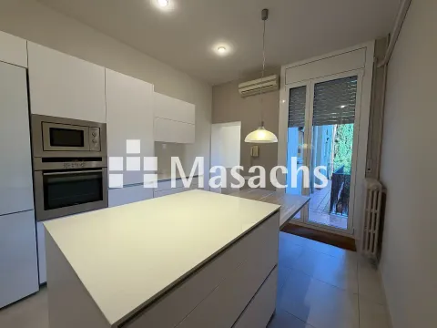 Pis de 296 m² a Terrassa