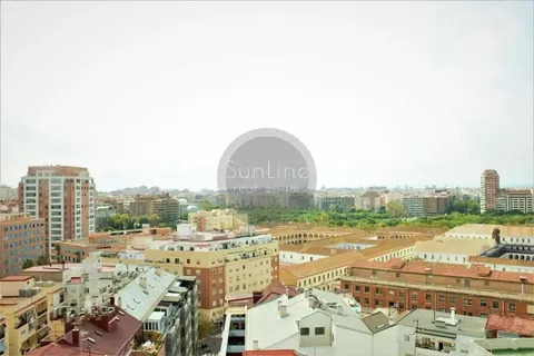 Pis de 121 m² a València