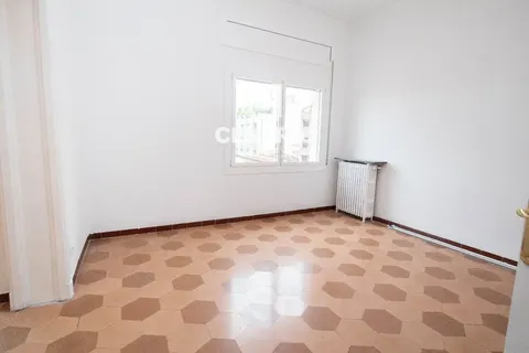 Pis de 197 m² a Terrassa