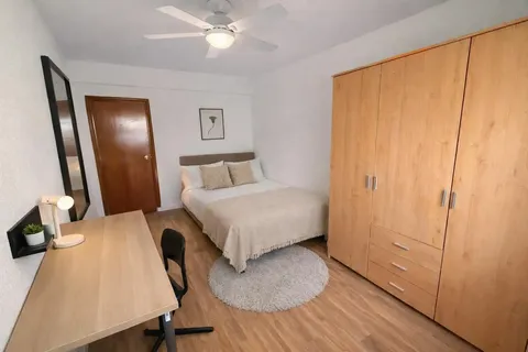 Room for rent, Madrid