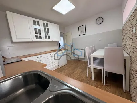 Pis de 120 m² a Oleiros
