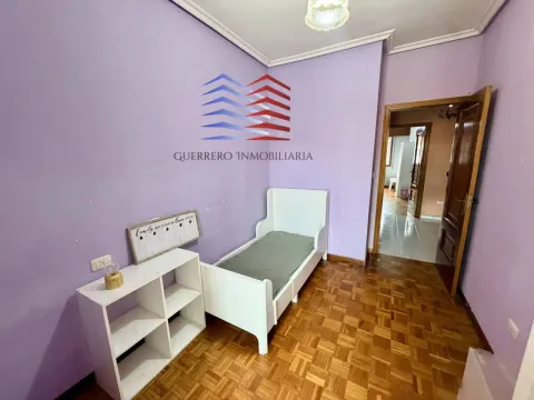 Pis de 120 m² a Ourense