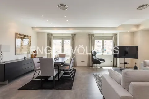 Appartamento 172 m² a Madrid
