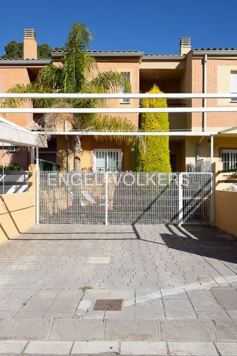Casa de 150 m² en Nàquera / Náquera