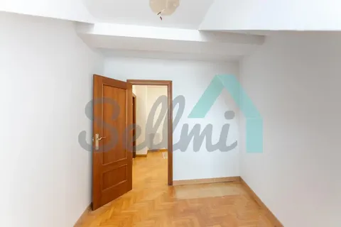 Pis de 137 m² a Oviedo