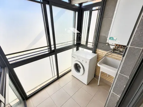 Flat 101 m² in Albacete