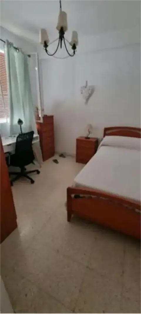 Pis de 75 m² a Còrdova