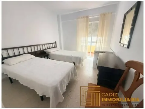 Pis de 110 m² a Cádiz