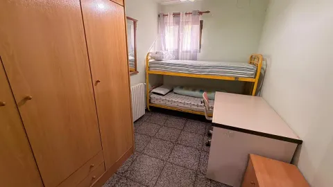 Pis de 100 m² a Almansa